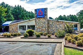 Travelodge By Wyndham Fayetteville,North Carolina>>Fayetteville,2 star