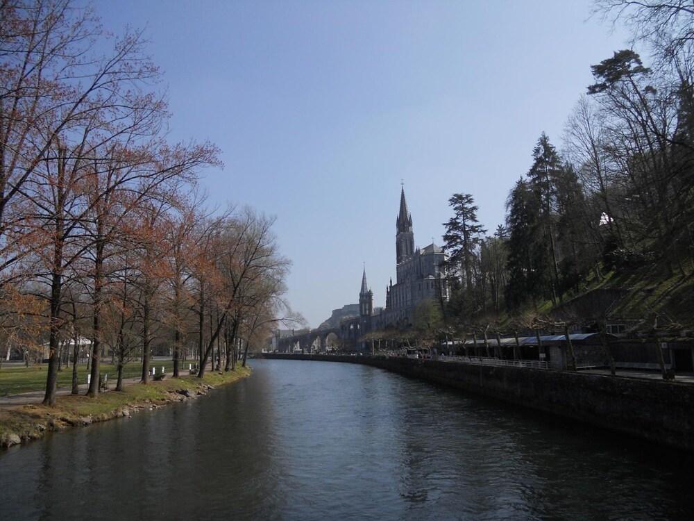 lourdes
