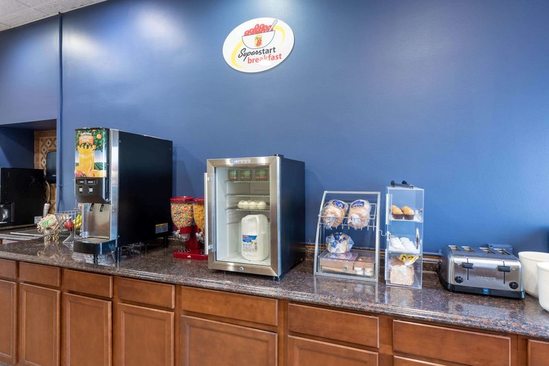 super 8 by wyndham cleveland