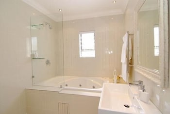 sanchia luxury guesthouse