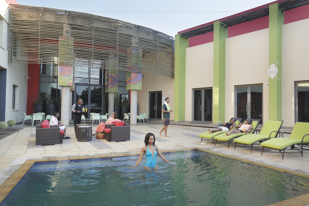 peermont metcourt hotel at umfolozi