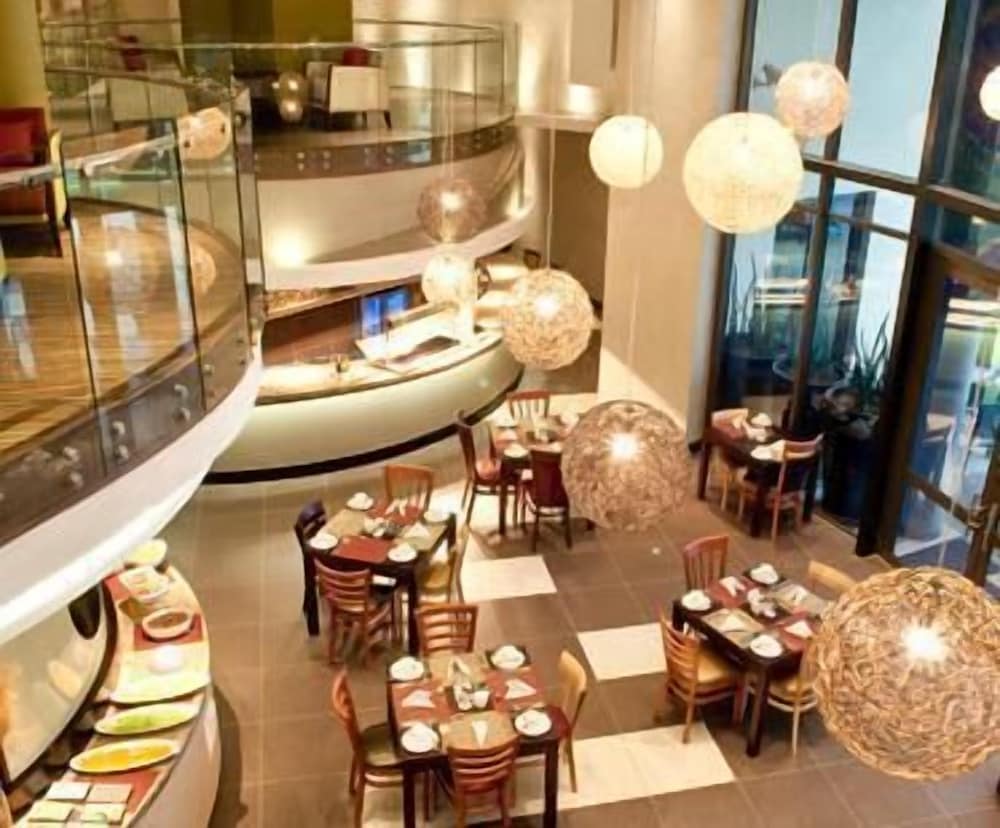 peermont metcourt hotel at umfolozi