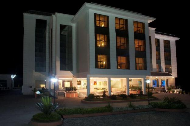 hotel legend sarovar portico baddi