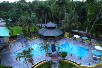 safari adventure lodge
