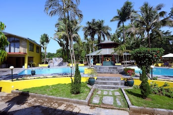 safari adventure lodge