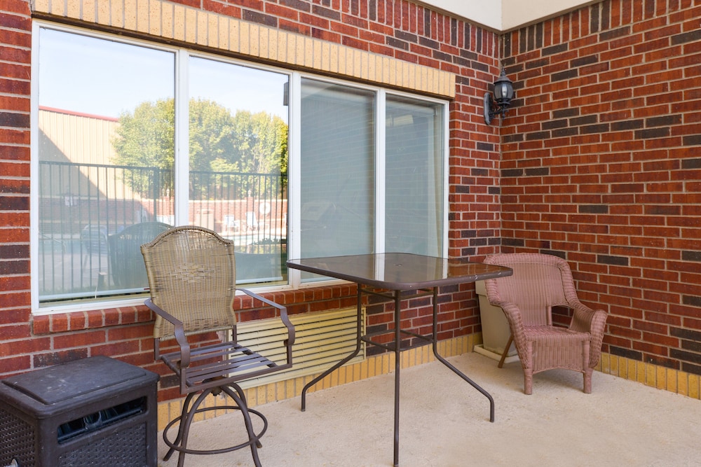 holiday inn express and suites abilene by ihg