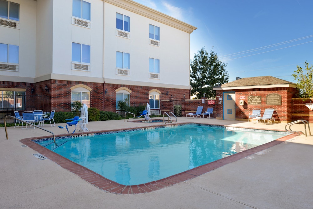 holiday inn express and suites abilene by ihg