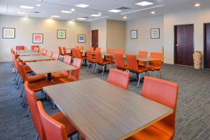 holiday inn express and suites abilene by ihg