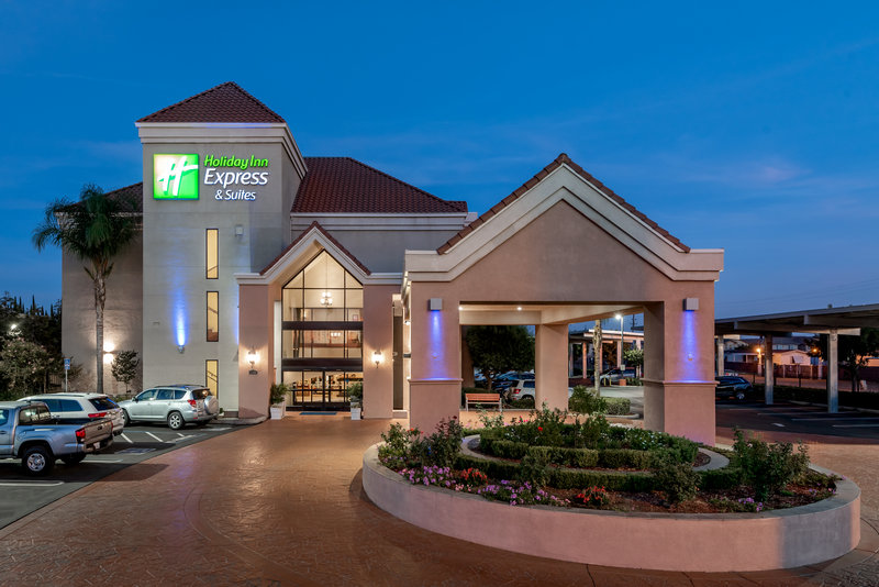 Holiday Inn Express And Suites Lathrop