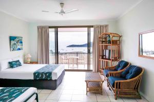 whitsunday terraces hotel airlie beach