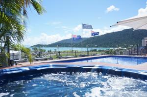 Whitsunday Terraces Hotel Airlie Beach,Oxenford>>Airlie Beach,3 star