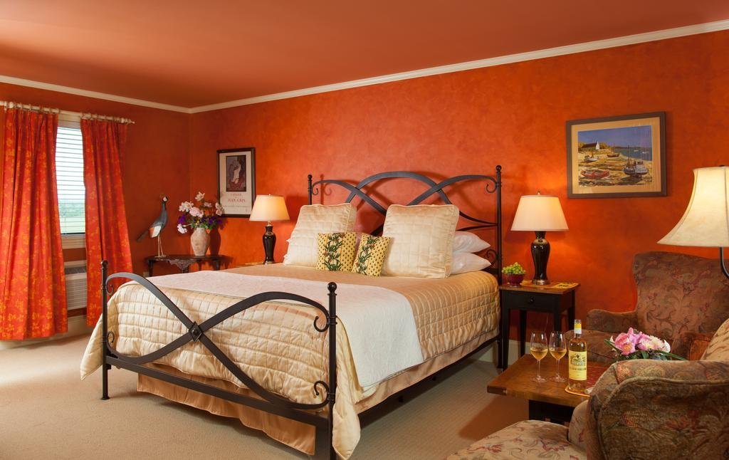 lauberge provencale inn and restaurant