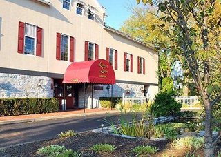 Rodeway Inn & Suites Myerstown - Lebanon,Cornwall>>Akron,2 star