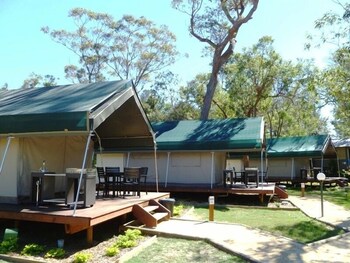 Nrma Ocean Beach Holiday Resort,Ettalong Beach>>Central Coast,4 star