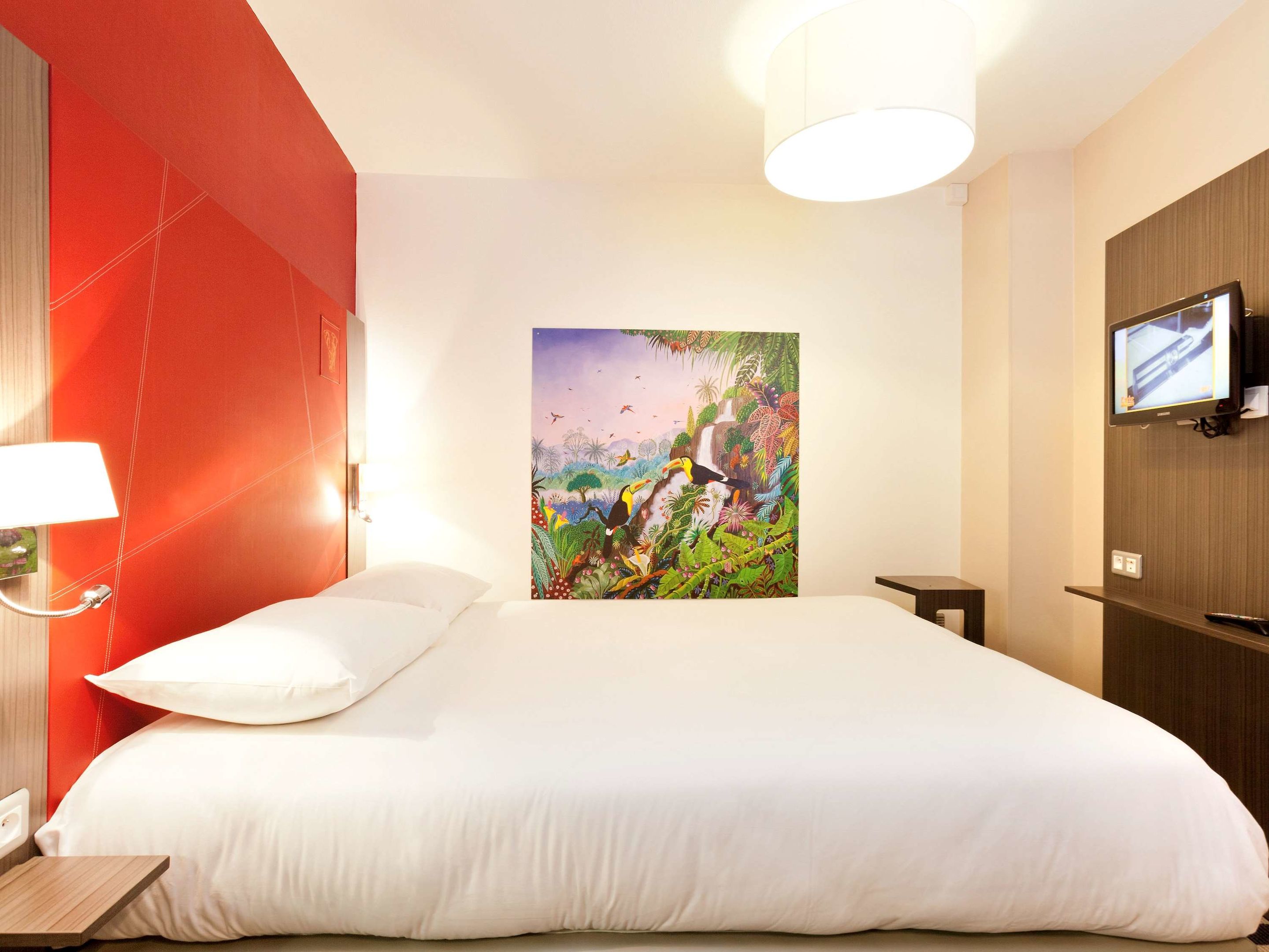 ibis styles nantes centre place graslin