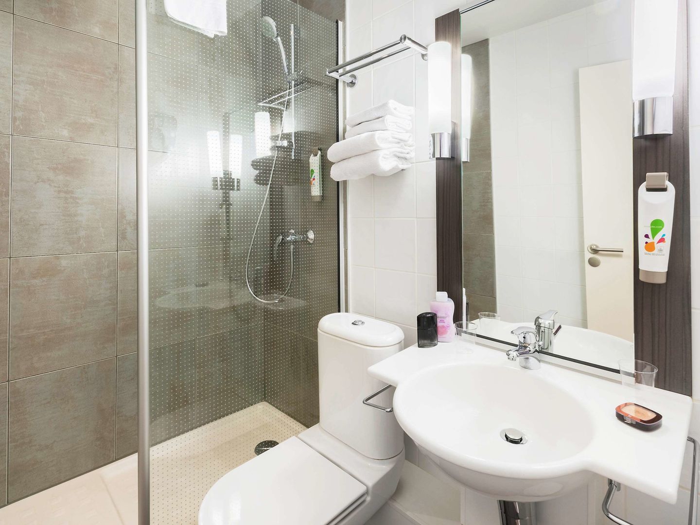ibis styles nantes centre place graslin
