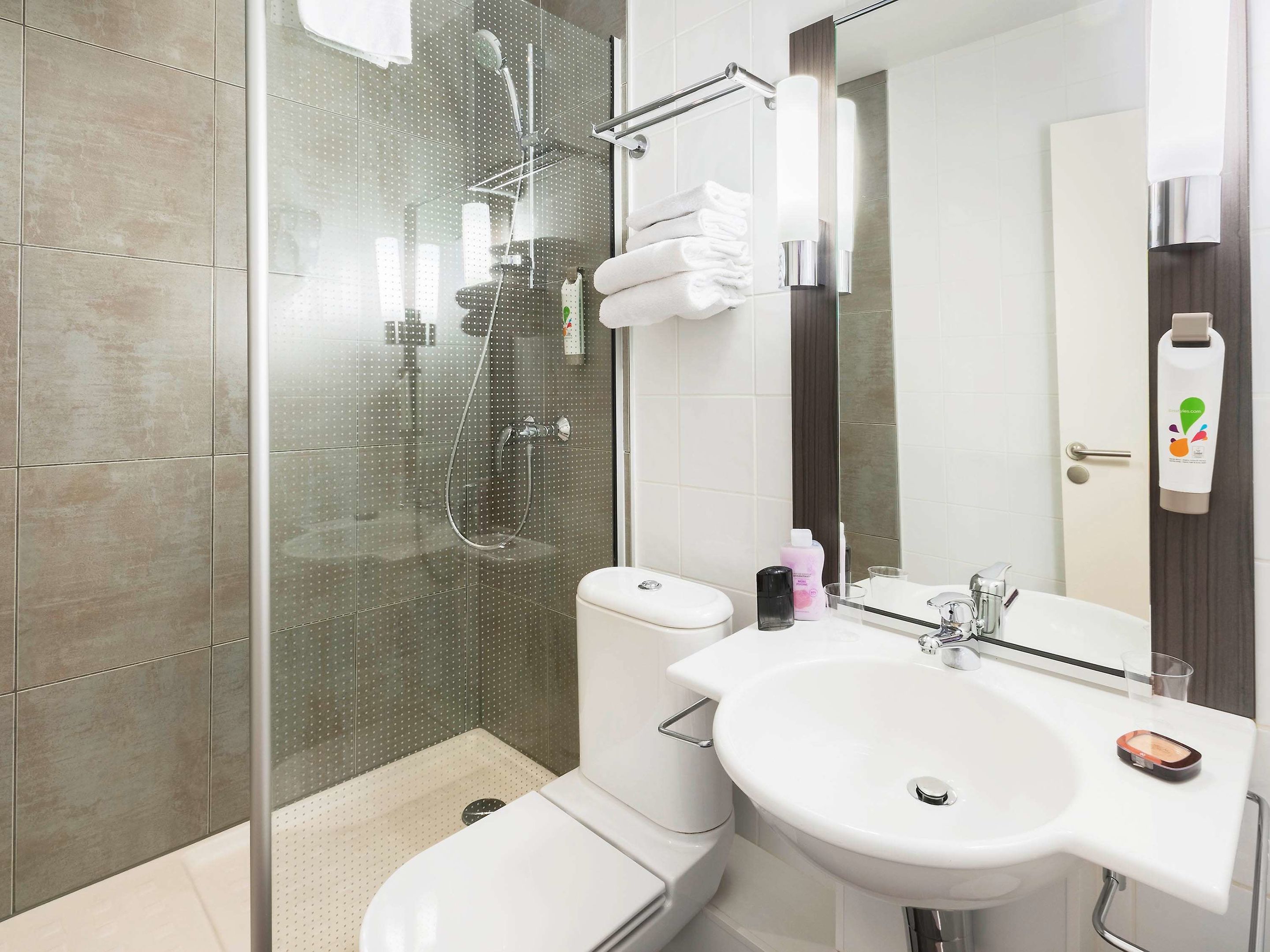 ibis styles nantes centre place graslin