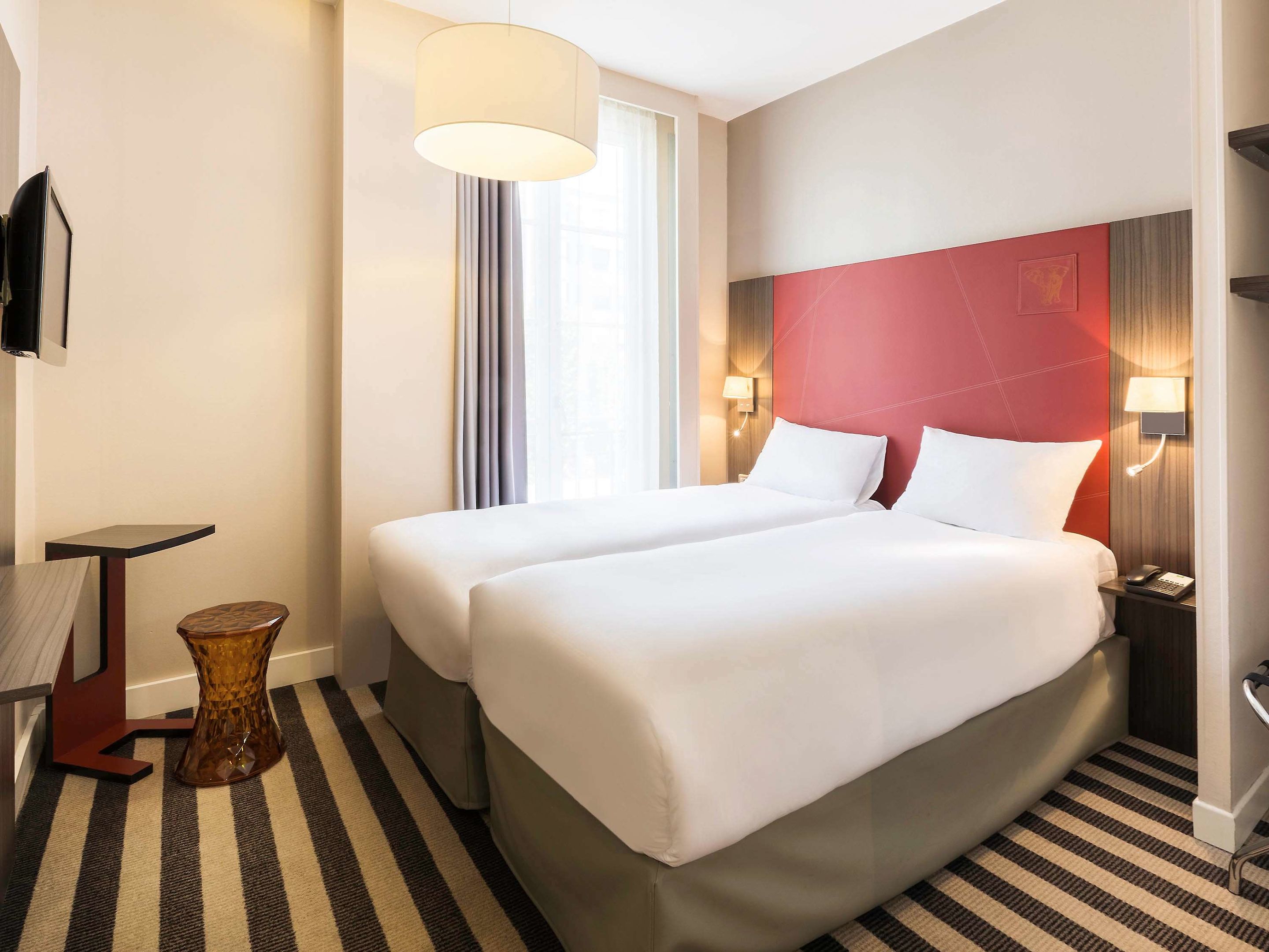 ibis styles nantes centre place graslin