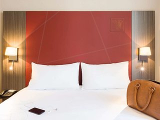 ibis styles nantes centre place graslin