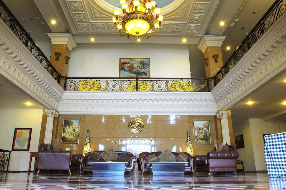 the grand palace hotel malang