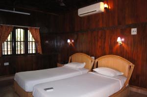 gods own country ayurveda resorts