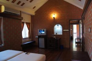 gods own country ayurveda resorts
