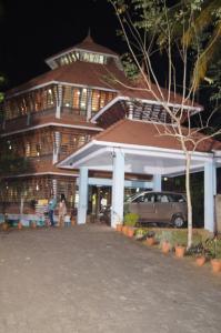 gods own country ayurveda resorts