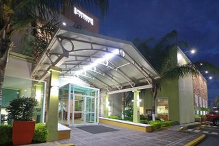 Excellence Express & Suites San Juan Del Rio,Near Nuestra Senora De Guadalupe Church,4 star