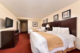 executive inn and suites