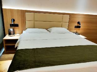 greentree inn heze railway station hotel