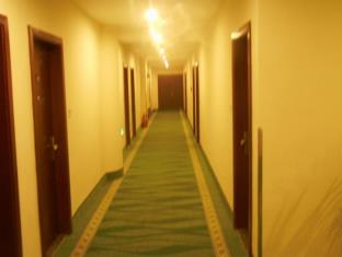greentree inn heze railway station hotel