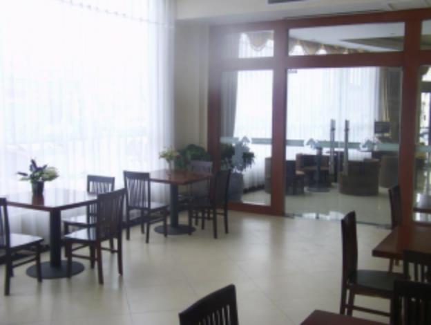 greentree inn heze railway station hotel