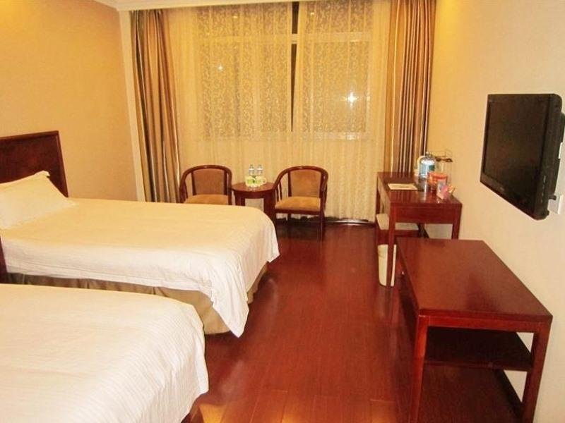 greentree inn heze railway station hotel