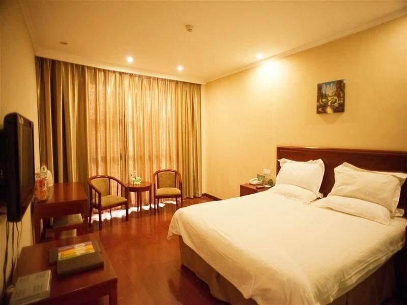 greentree inn heze railway station hotel