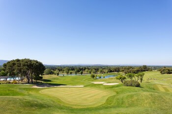 Madame Vacances Residence Provence Country Club,Fontaine-De-Vaucluse>>Avignon,4 star