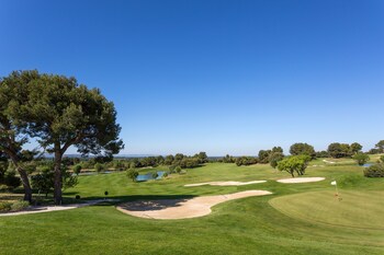 Madame Vacances Residence Provence Country Club,Fontaine-De-Vaucluse>>Avignon,4 star