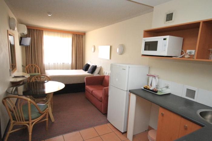 belconnen way hotel motel and serviced apartments