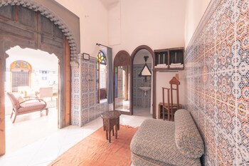 dar nawfal