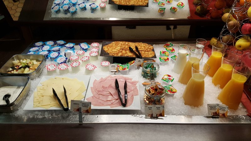 le 2 by hotel akena la ferte bernard