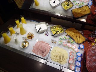 le 2 by hotel akena la ferte bernard