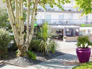 ibis styles saint gilles croix de vie