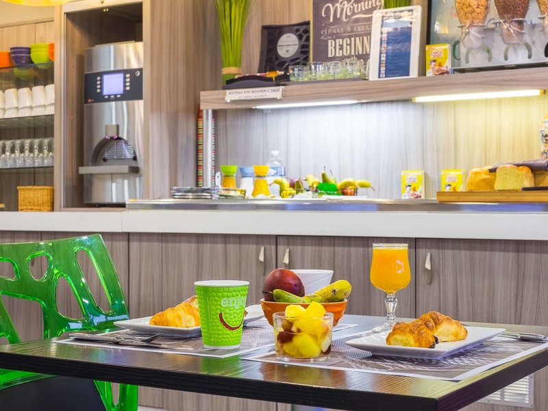 ibis styles saint gilles croix de vie