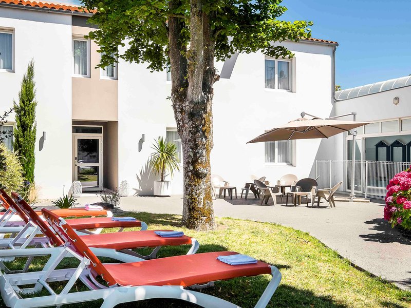 ibis styles saint gilles croix de vie