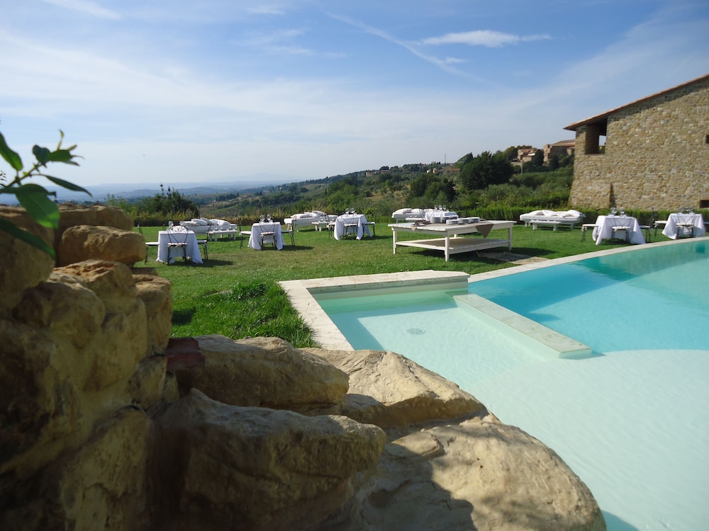 hotel borgo di cortefreda relais