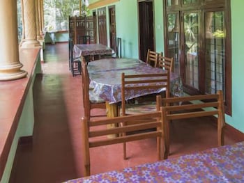 backwater retreat resort kumarakom