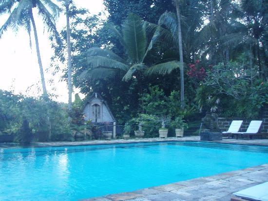 cempaka belimbing villas
