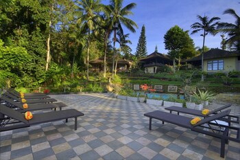 cempaka belimbing villas