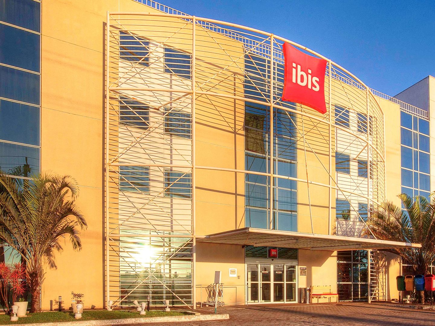 ibis vitoria aeroporto