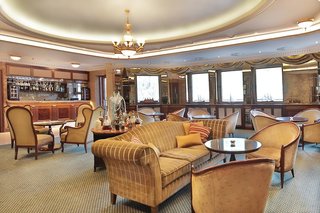 retro riverside wellness resort adults only