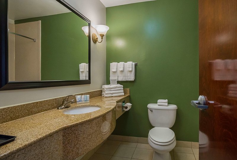 sleep inn and suites manchester